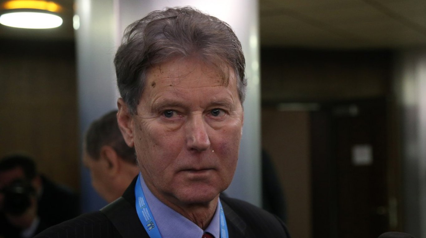 Леонид Буряк