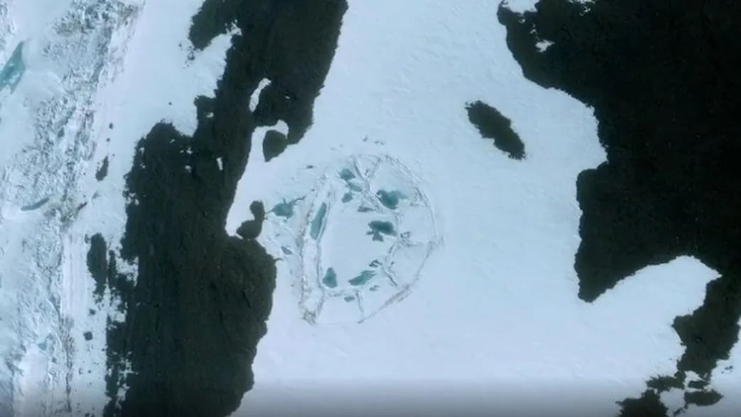 В Антарктиде нашли следы неизвестной древней цивилизации.