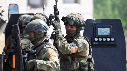 Путін дозволив ФСБ порпатися  у кредитних історіях росіян - 290x166