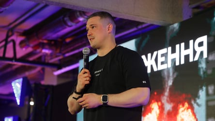 Федоров отказался от нескольких должностей, но останется в команде Зеленского - 285x160