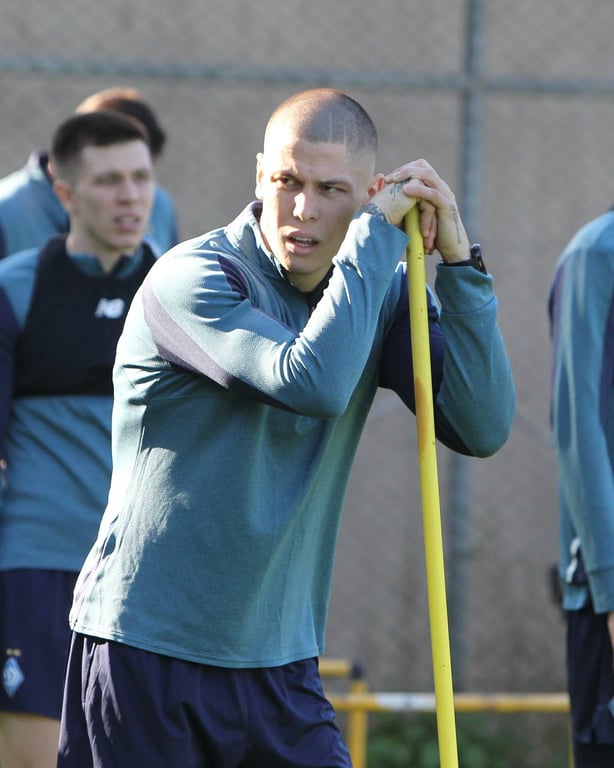 Игрок Динамо Денис Попов