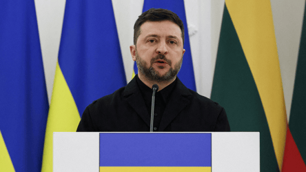 Чи погрожують США зупинити поставки зброї — Зеленський відповів - 290x166