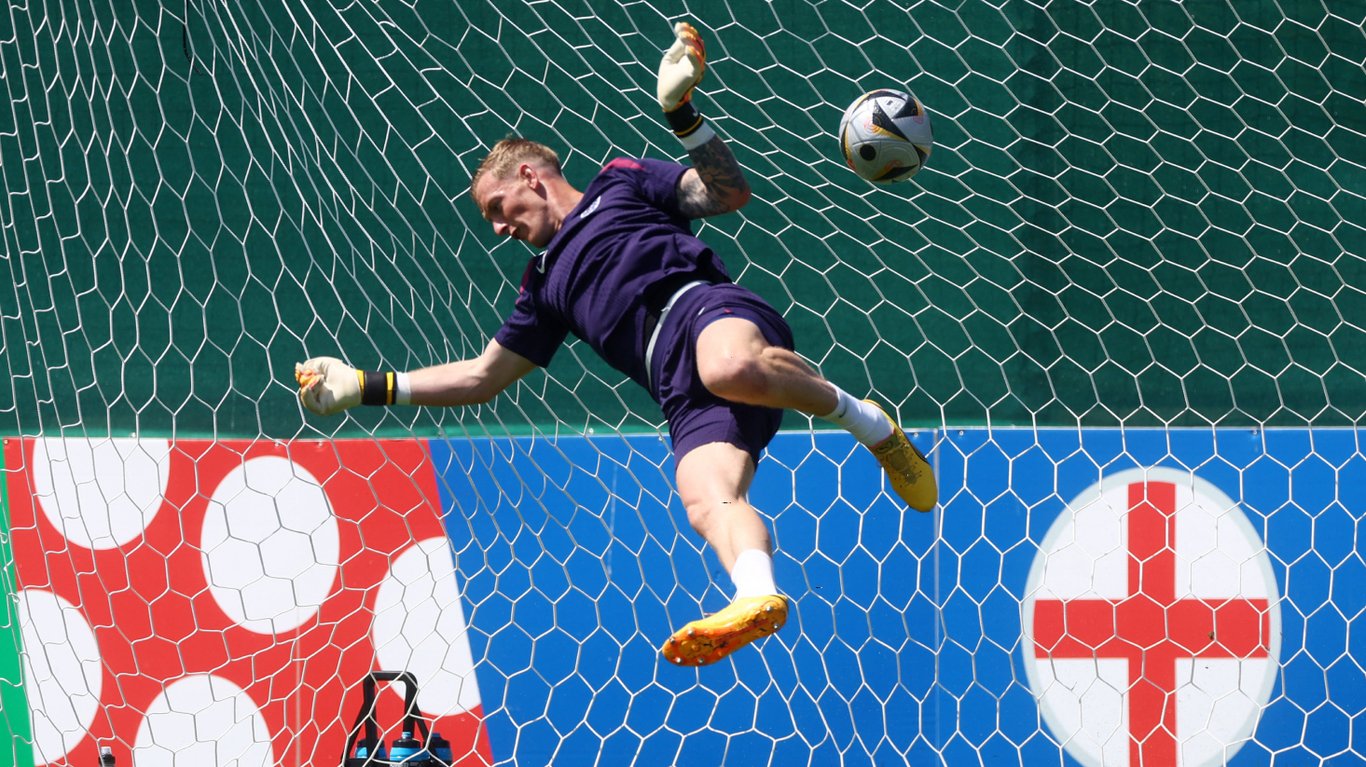 Джордан Пикфорд