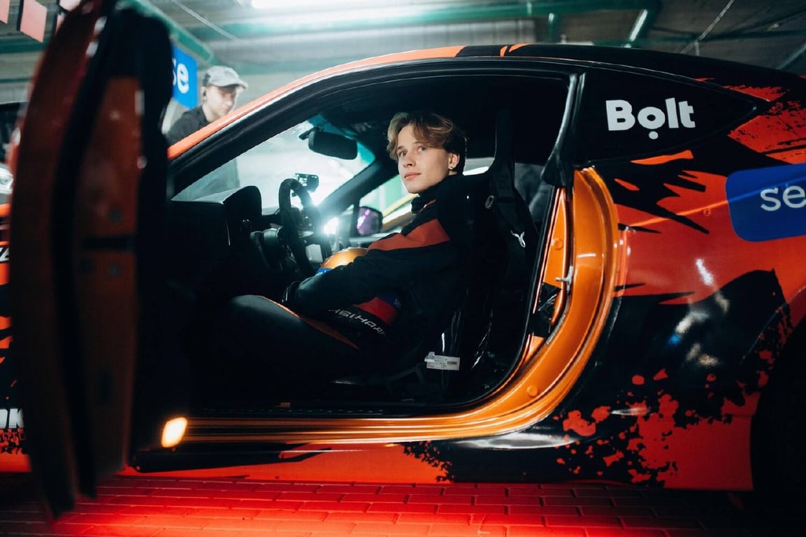 На драйві, Едуард Поляков