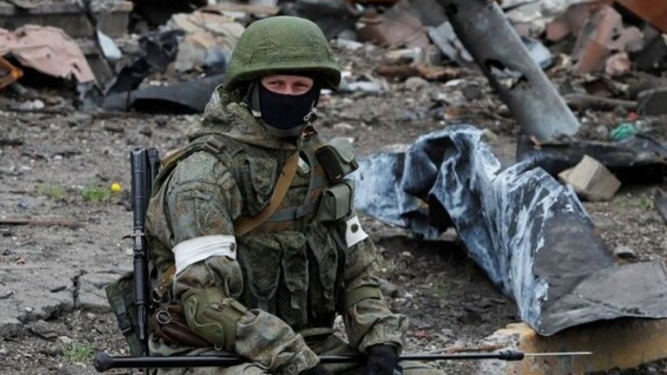 Дружина окупанта скаржиться, що з війни додому прислали лише пів тіла російського військового