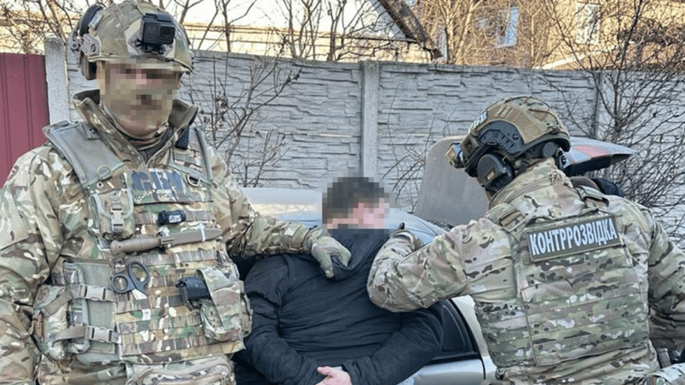 Намагався підірвати поштове відділення у Запоріжжі — СБУ заарештувала агента Кремля