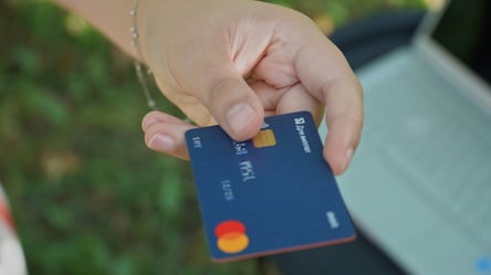 ПриватБанк оновив правила щодо карток — що зміниться для клієнтів - 285x160