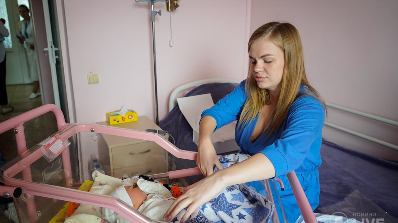 Рождаемость в Украине: сколько ребят родились во время войны