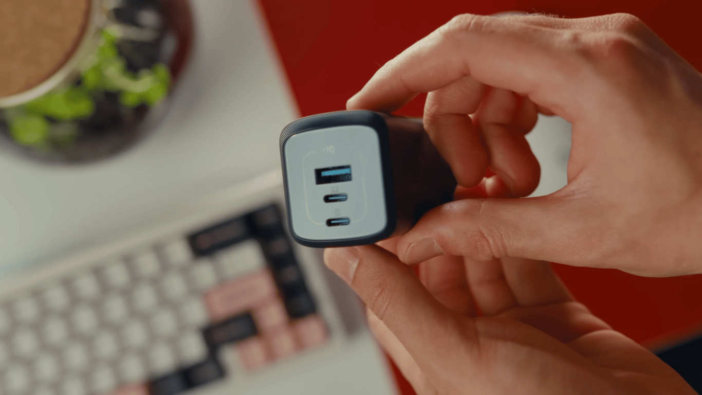 Чому USB-C заряджає повільно і як увімкнути швидку зарядку