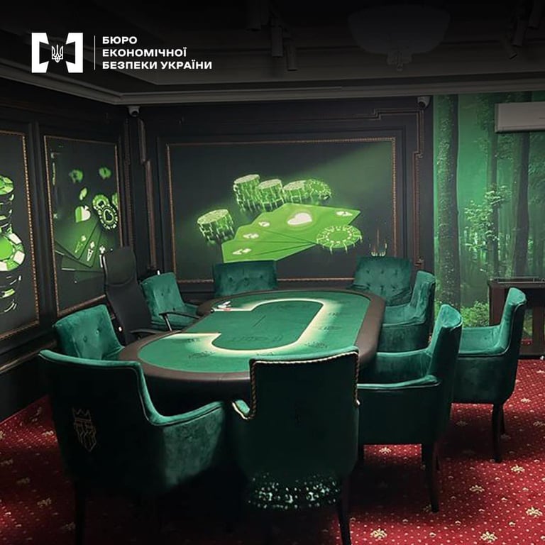 ігровий стіл у підпільному клубі