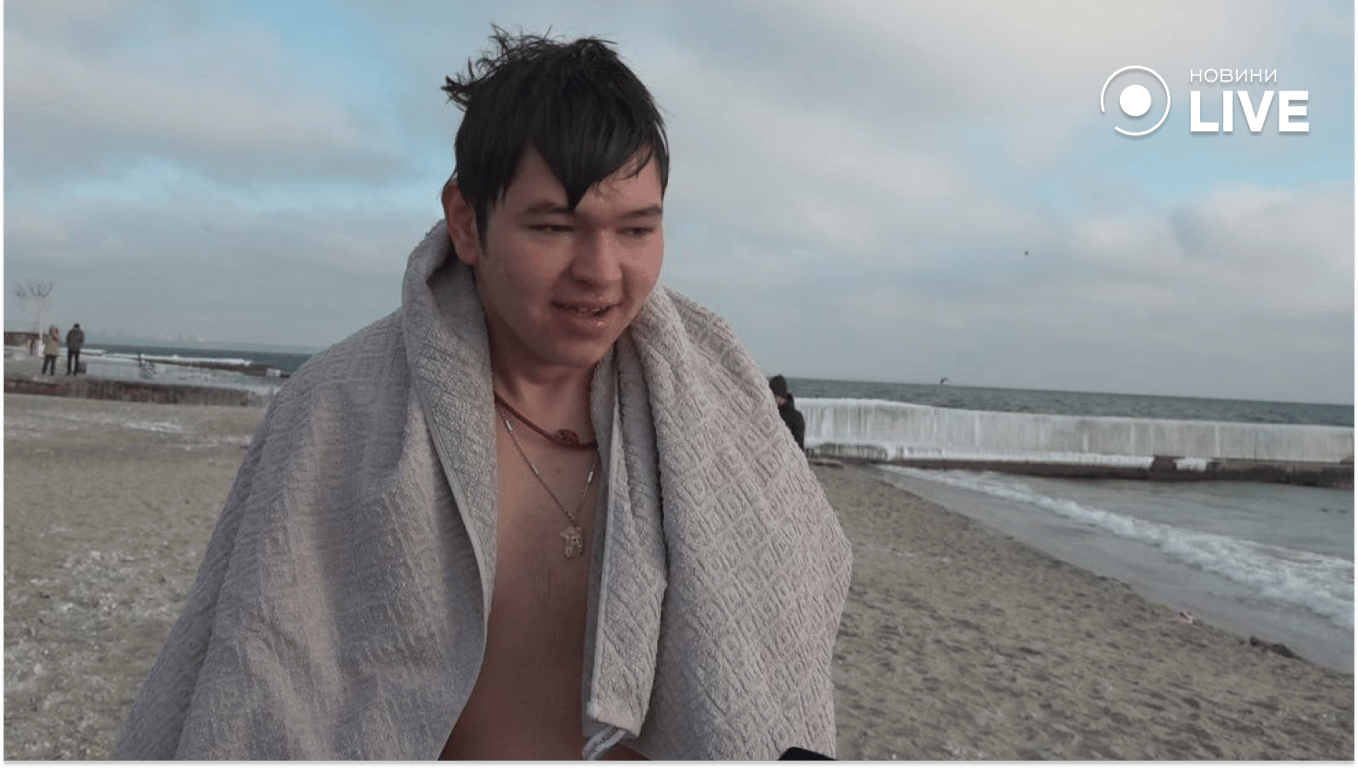 Одесити вдруге прийшли на Водохреща