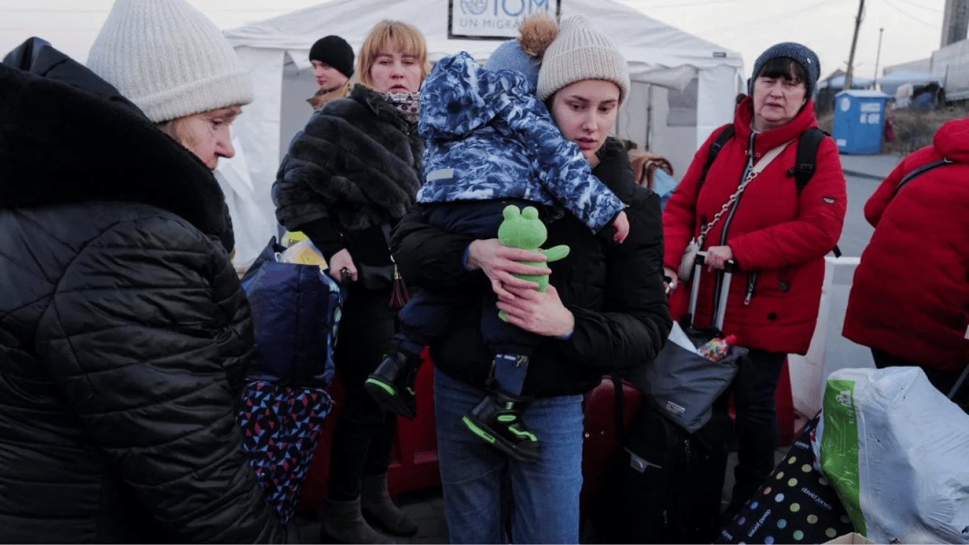 В Польше приняли закон, который изменит правила пребывания украинских беженцев