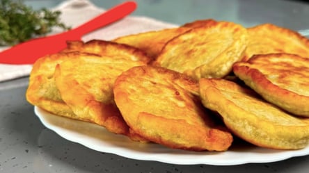 Бананові оладки за 5 хвилин на сніданок: швидкий рецепт - 285x160