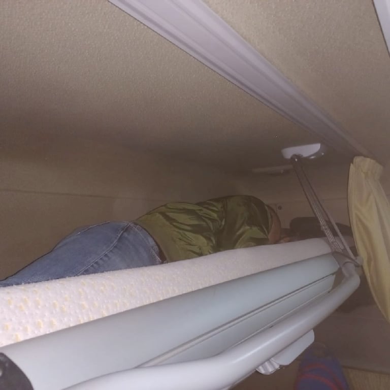 Человек, пытавшийся незаконно пересечь границу. Фото: ГПСУ