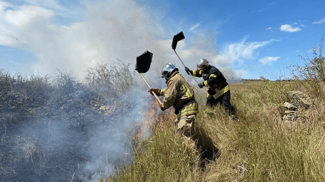 Пожарная опасность в Одесской области: 250 гектаров земли уничтожено огнем