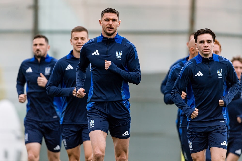 Роман Яремчук на тренировке сборной Украины