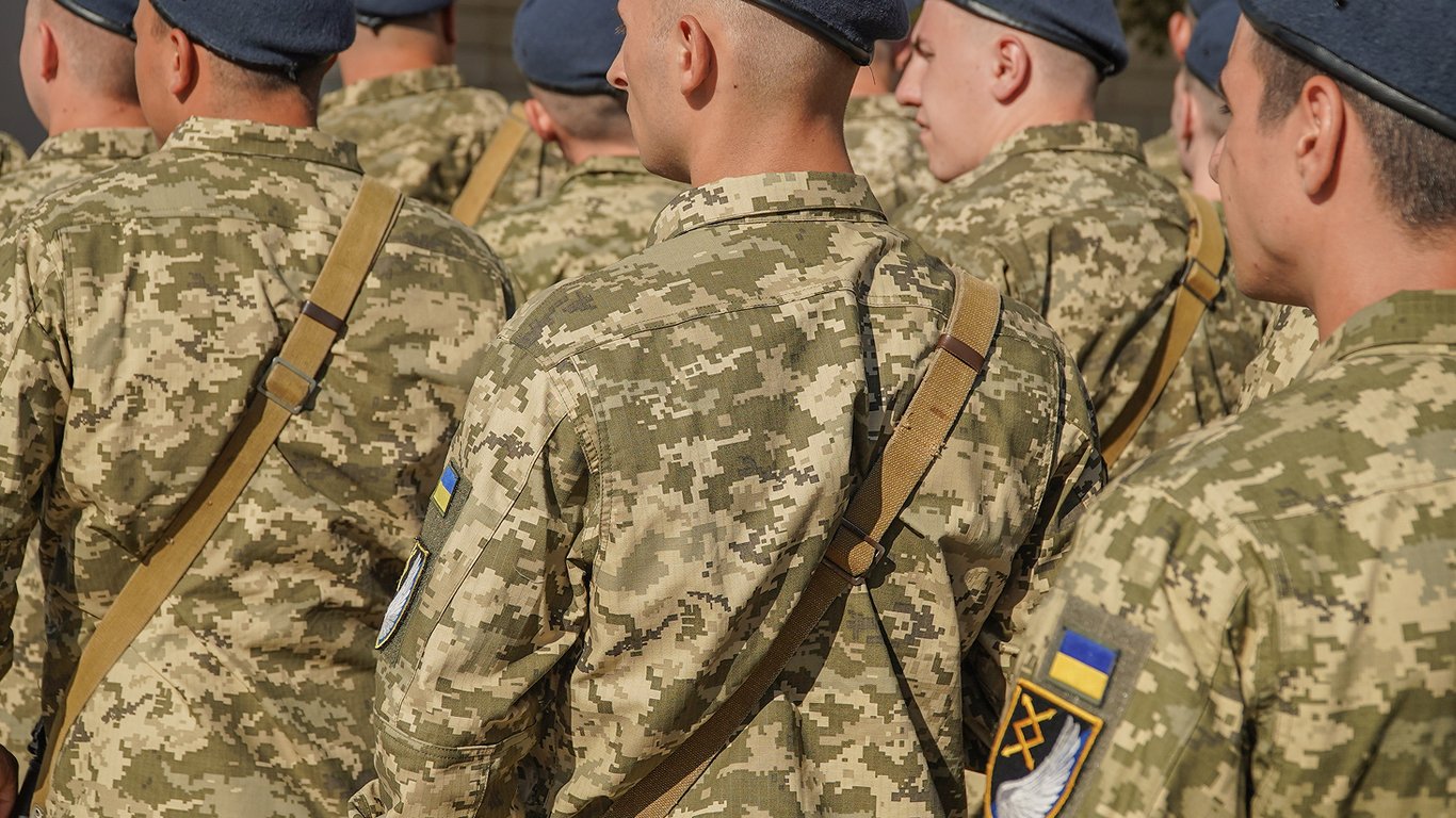 Жилье для военных в 2025 году: обновленные правила программы єОселя