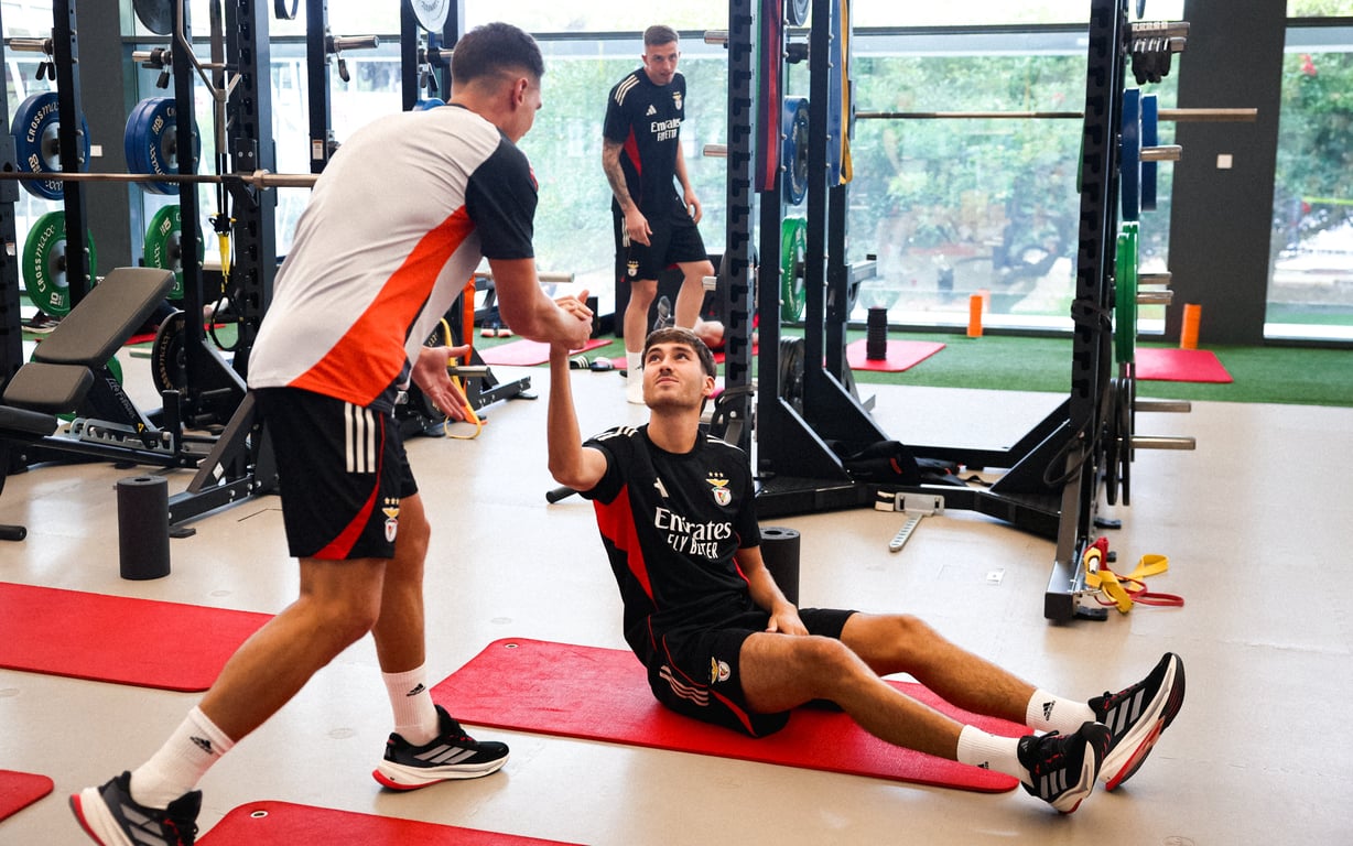 Первый день Георгия Судакова в Бенфике