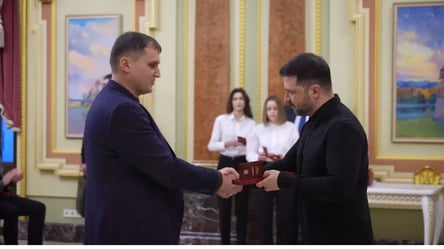 Зеленський відзначив енергетиків державними нагородами — відео - 290x166