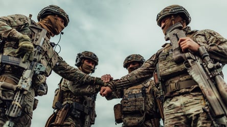 Фінансування депутатів не передадуть ЗСУ — у ВРУ назвали причину - 290x160