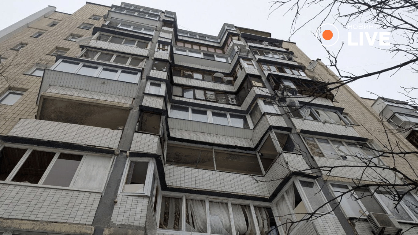 Наслідки російського обстрілу Києва 12 лютого