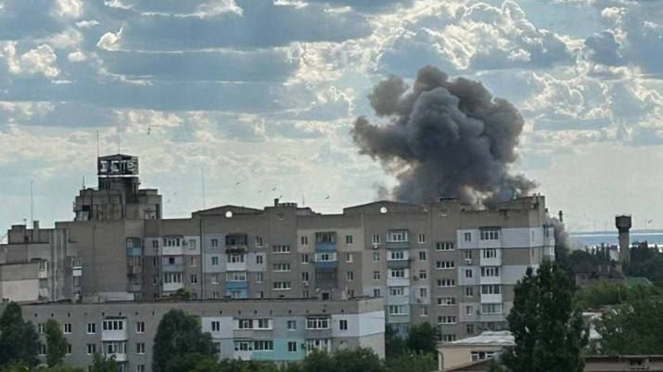 В Бердянске, Токмаке и Скадовске произошел мощный "хлопок": что известно