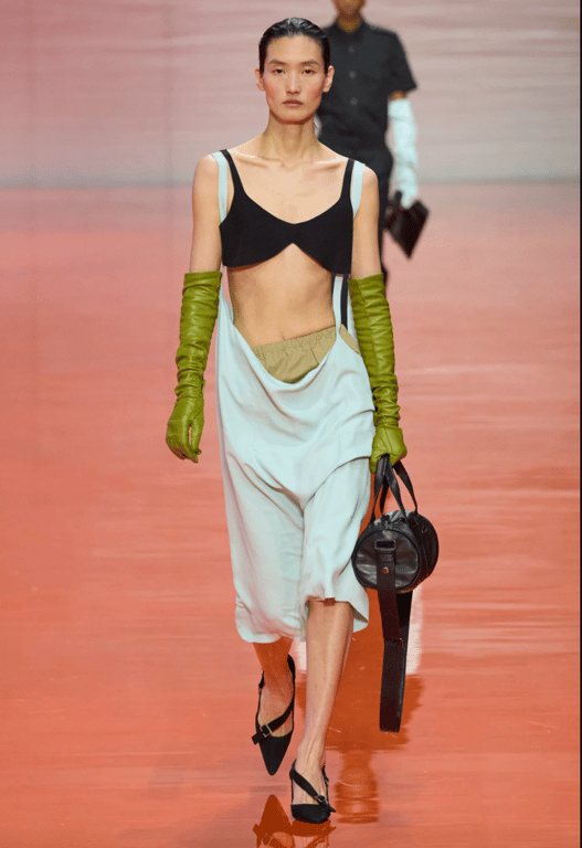 Сумки-циліндри стали особливо популярними