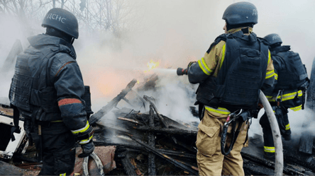 Росіяни майже 600 разів вдарили по Запоріжжю — є поранена - 285x160