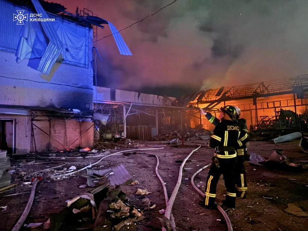 В ДСНС показали наслідки атаки РФ на Білу Церкву - фото 3