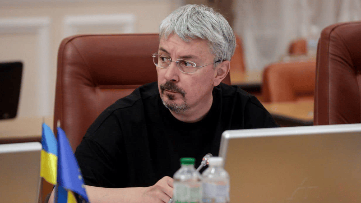 Верховная Рада одобрила отставку Ткаченко