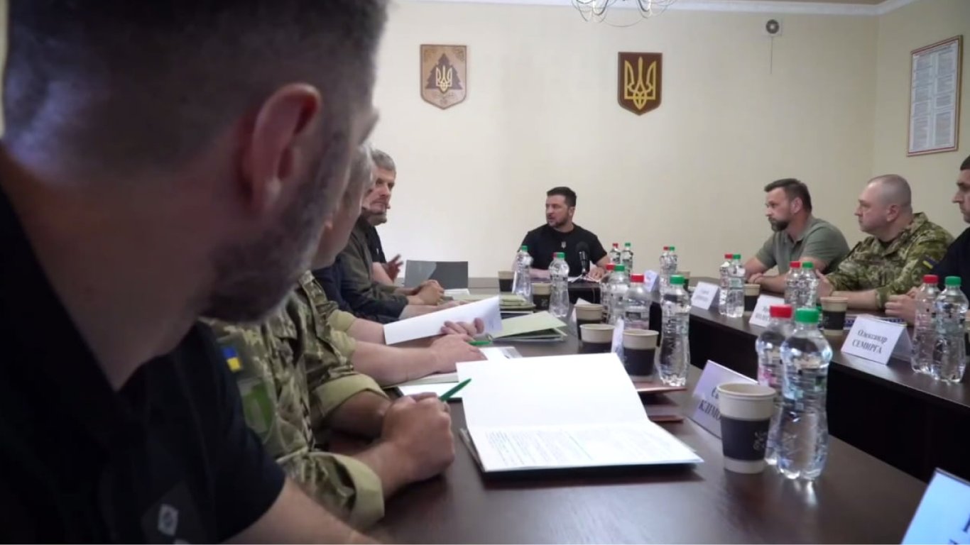 Зеленский провел координационное совещание на Закарпатье