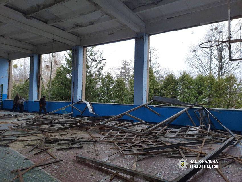 Ліцей у Бородянці після російських атак