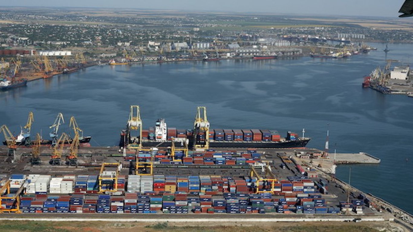 В порту Чорноморська реалізують проєкти на 100 мільйонів доларів