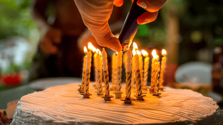 Фінансова культура — скільки грошей потрібно дарувати на свята - 285x160