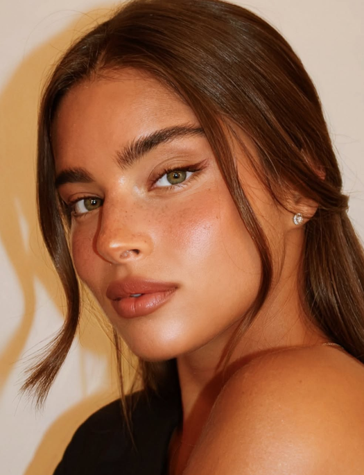 Туторіал на популярний тоасті-макіяж