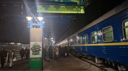 Більше комфорту для пасажирів —  які вагони в УЗ одні з найновіших (відео) - 290x160