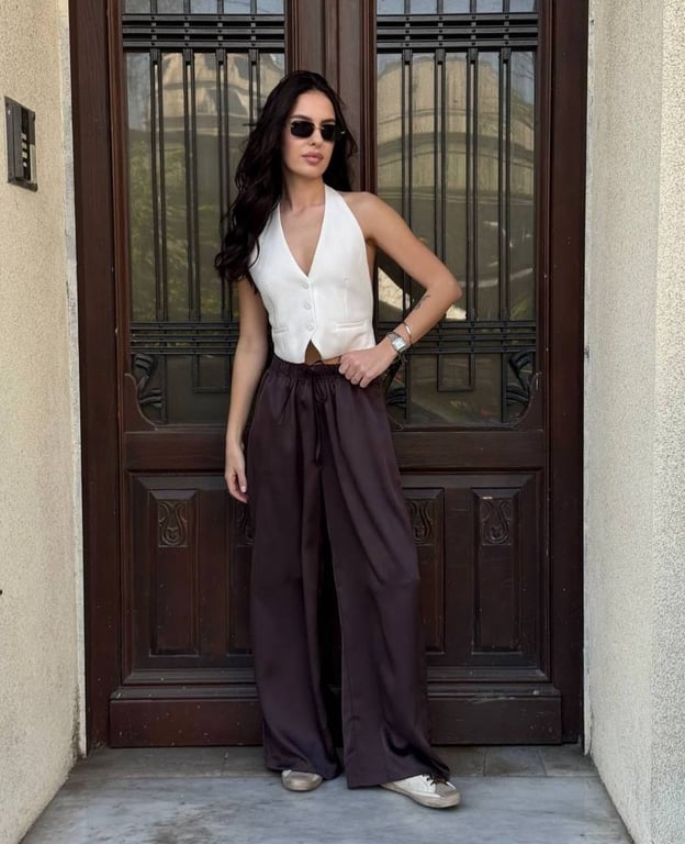 Satin pants that stand out for their elegance