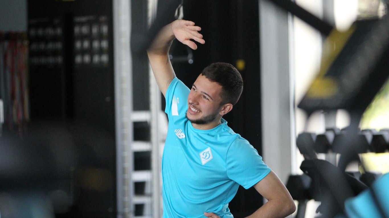 Назар Волошин