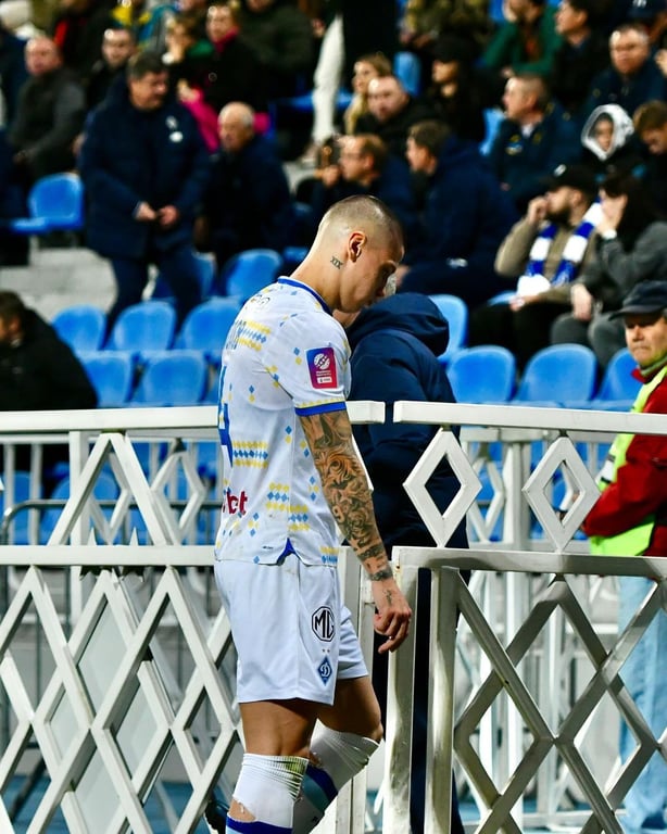 Денис Попов