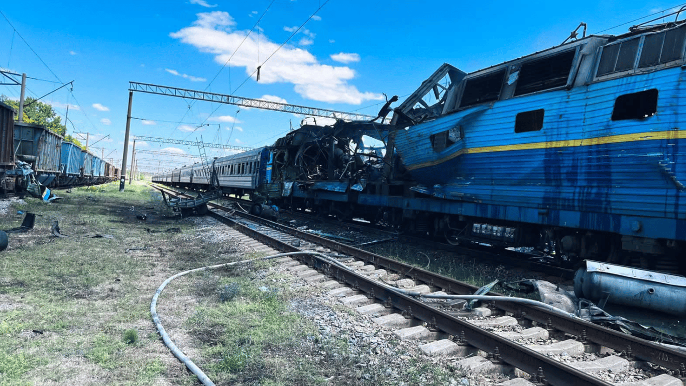 РФ пошкодила понад 300 об’єктів залізниці від початку року