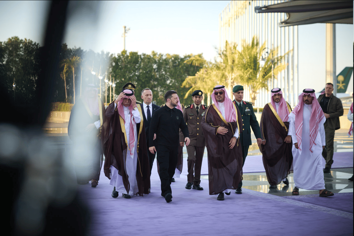 Зеленський прибув до Саудівської Аравії - фото 1