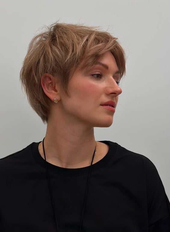 Омолоджуючі стрижки, які не треба вкладати — про них мріє кожна - фото 2