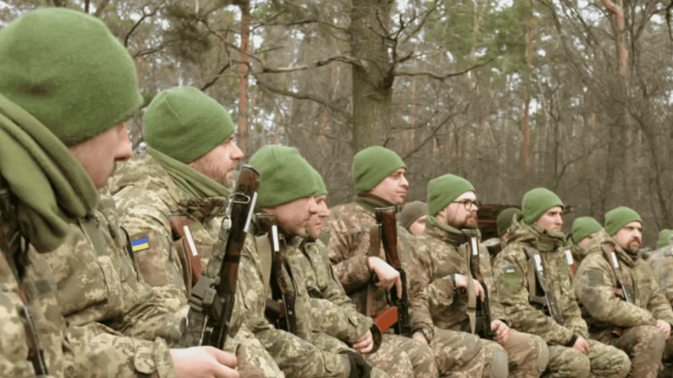 Втеча по дорозі та з навчального центру: юрист пояснив різницю