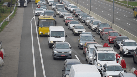 В Киеве ограничили скорость движения — на каких улицах - 285x160