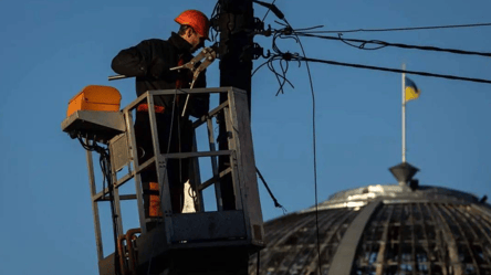 В Минэнерго призвали экономить электроэнергию - 285x160