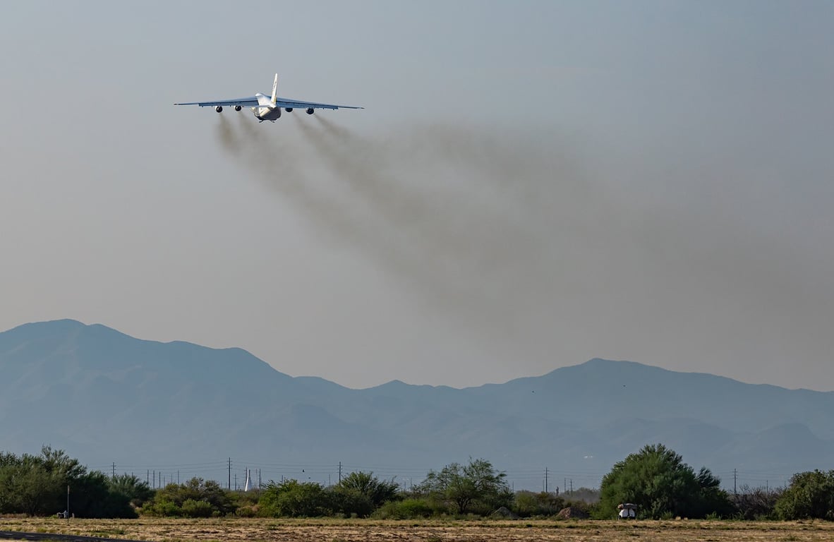 Самолет Ан-124