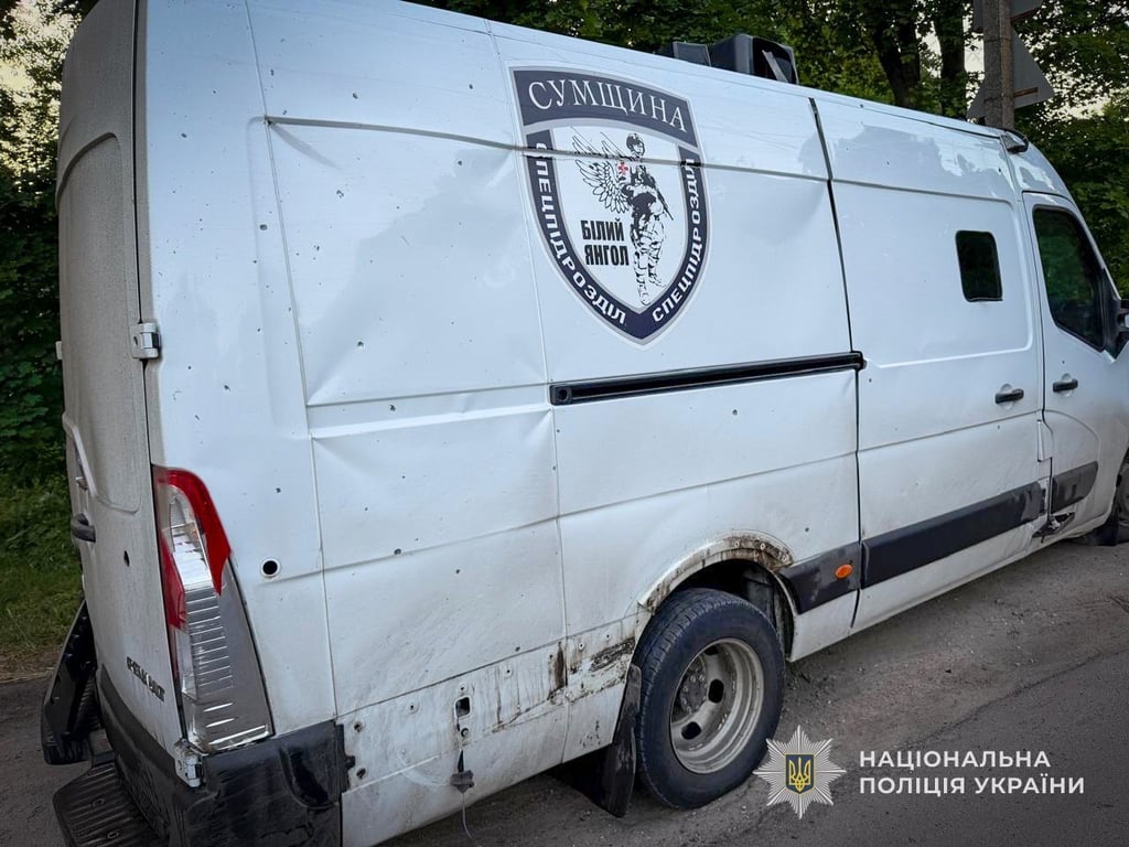 Удар Росії по евакуаційному авто поліції на Сумщині
