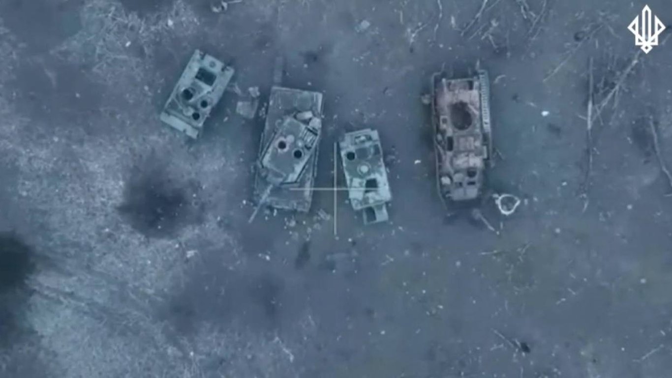 Уничтожили технику и россиян — в НГУ показали взаимодействие артиллерии и пилотов дронов на фронте