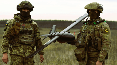 Хто може підписати контракт із ЗСУ під час воєнного стану — роз'яснення від ТЦК - 290x160