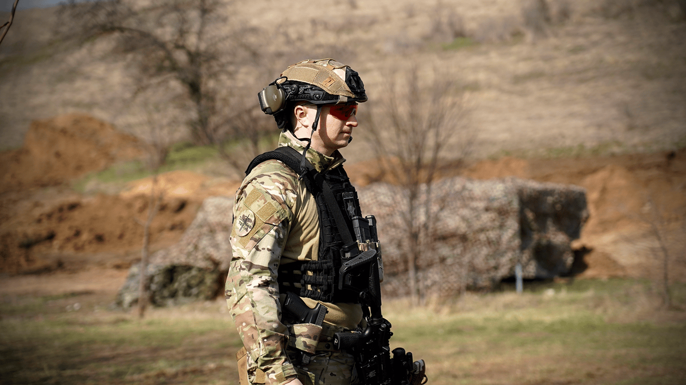 Грошове забезпечення військовослужбовців: в яких числах мають прийти премії та "бойові" у квітні